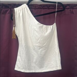 Chic White One-Shoulder Camisole with Tassel